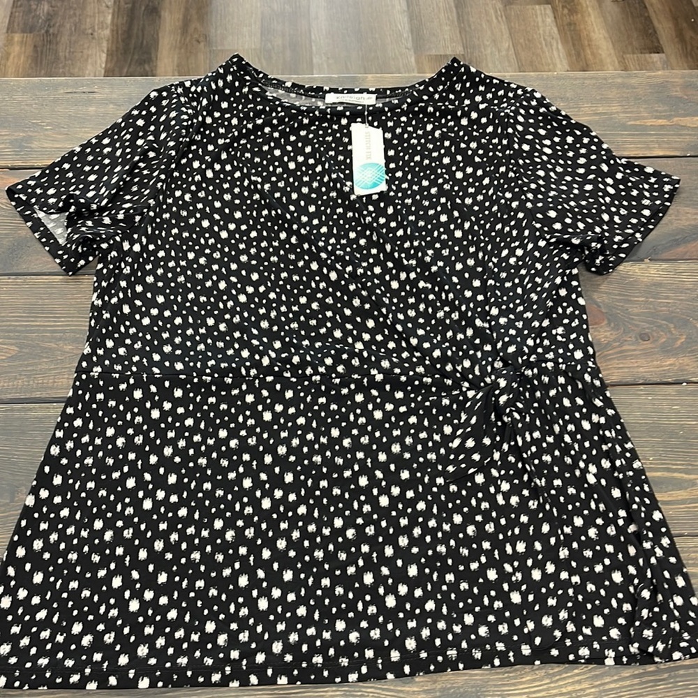 Kaileigh front tie shirt